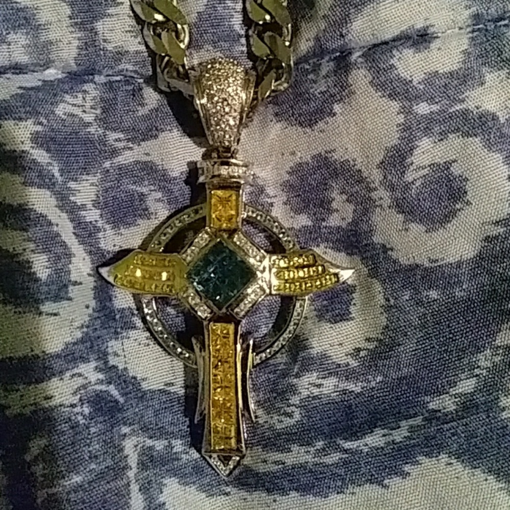 Sterling silver diamond cross chain yellow canary